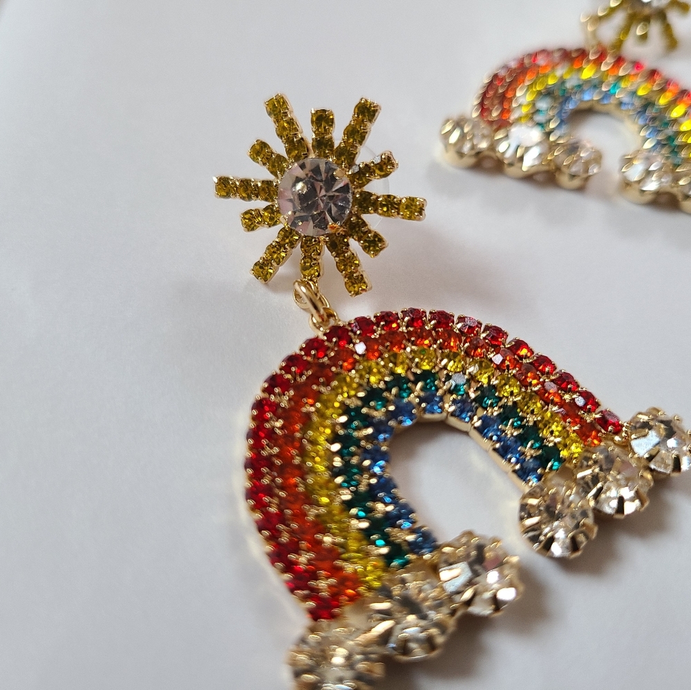 🌈Brand New- Colorful Rainbow Earrings  so cute! - Picture 3 of 11